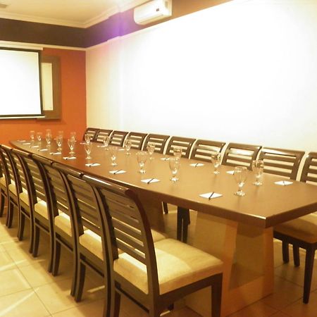 Hotel C3 Semarang Bagian luar foto