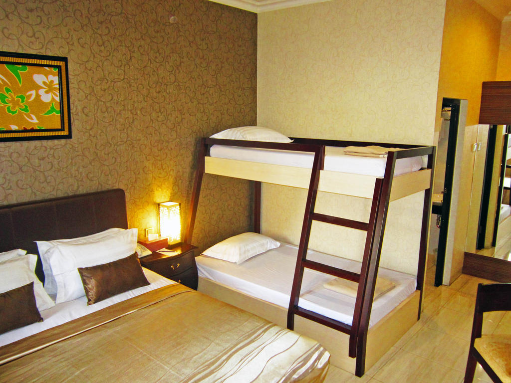 Hotel C3 Semarang Ruang foto